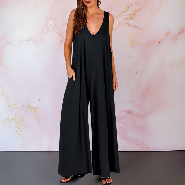 Wendy | Comfortable jumpsuit with V-neck and wide legs