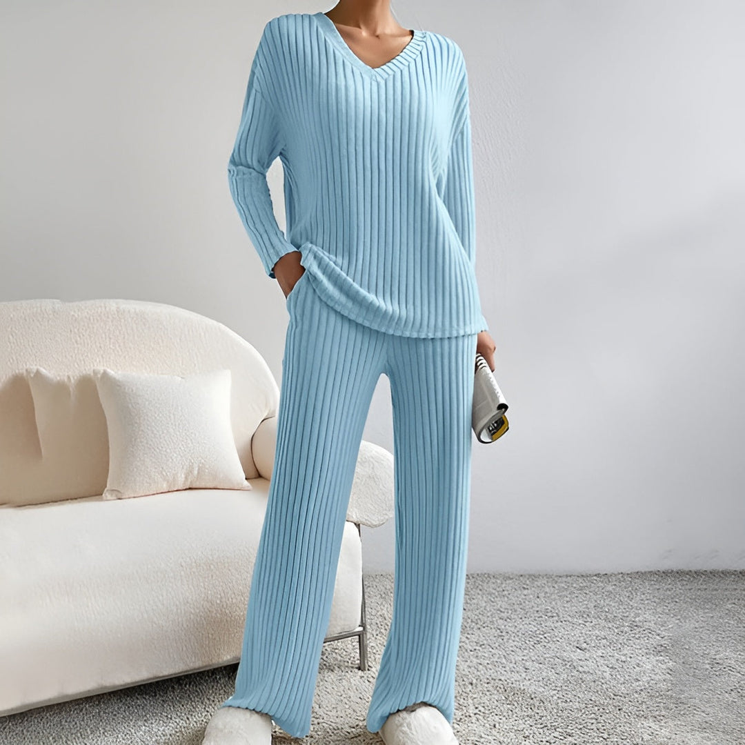 Wilma™ | Ribbed V-neck sweater set