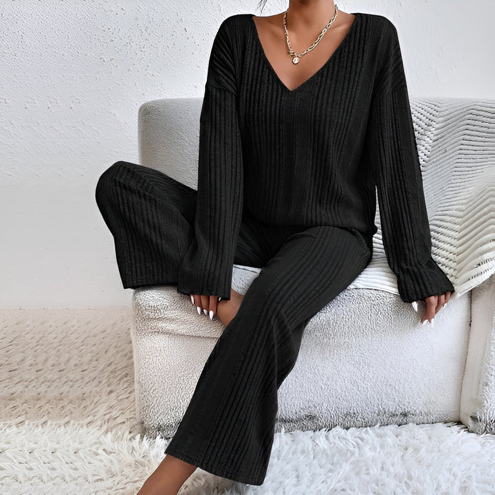 Wilma™ | Ribbed V-neck sweater set
