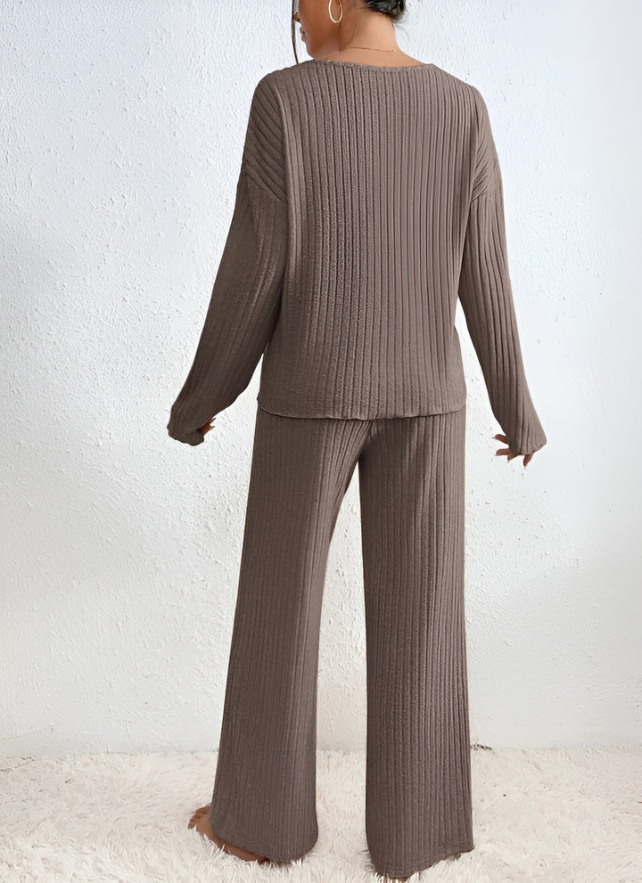 Wilma™ | Ribbed V-neck sweater set