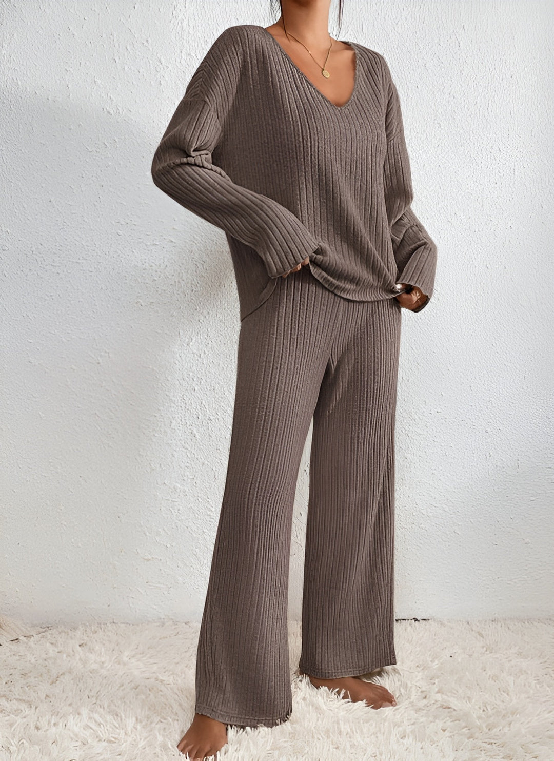 Wilma™ | Ribbed V-neck sweater set